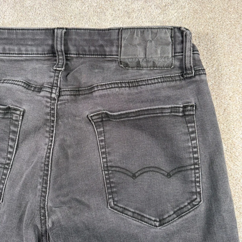 American Eagle Slim Straight Jeans Mens 30x32 (FITS 29x31) Gray Flex Denim